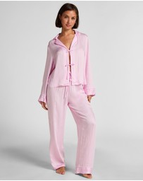 Hunkemoller - Long Sleeve Tie Woven Pyjama Set