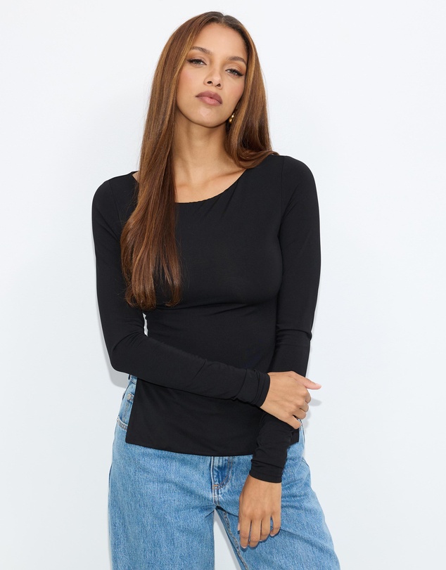 Dazie - Olivia Backless Long Sleeve Top