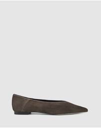 Siren - Locke Flat Pumps
