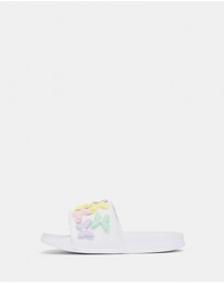 Kicks - Kenna Butterfly Slide