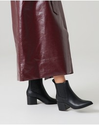 Verali - Fillipin Chelsea Ankle Boots