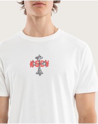 Kiss Chacey - Hexborn Standard Tee