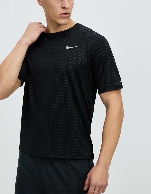 Nike - Run Division Miler SS Tee