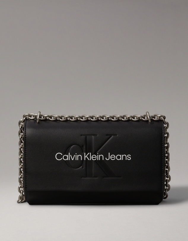 Calvin Klein - Sculpted Chain Crossbody Bag