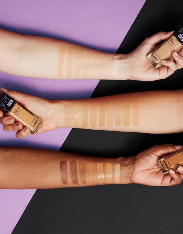 Maybelline - Fit Me Dewy Smooth Luminous Liquid Foundation