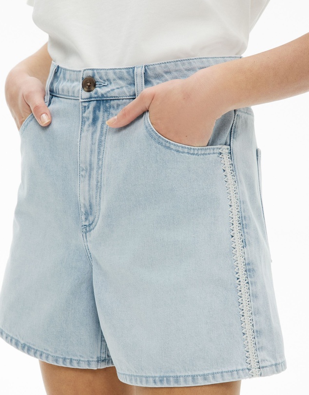 Witchery - Stitch Denim Shorts