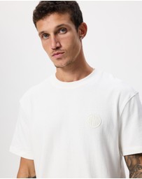 Deus Ex Machina - Pill Logo Tee