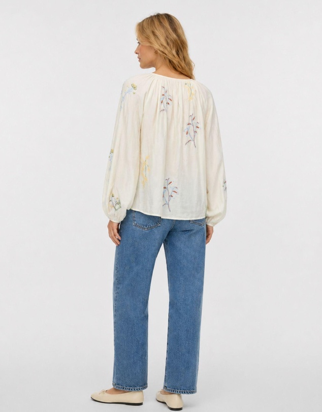 Vero Moda - Lina Embroidered Top