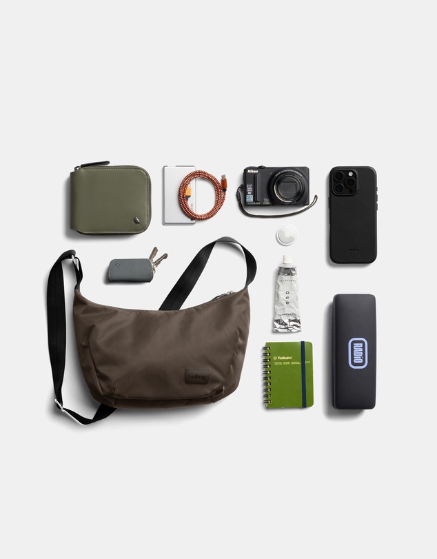 Bellroy - Laneway Crescent Bag 2.5L
