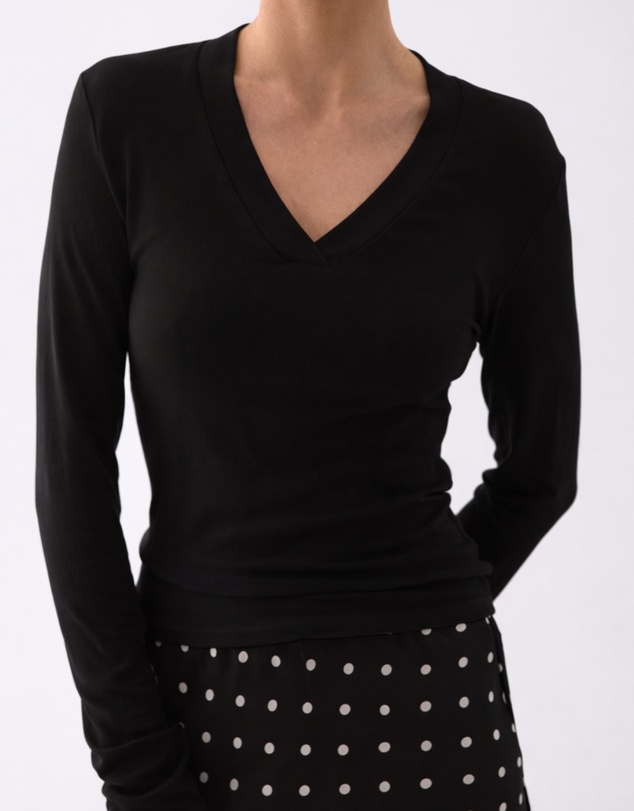 Style Addict - Margaux Deep V Henley Top