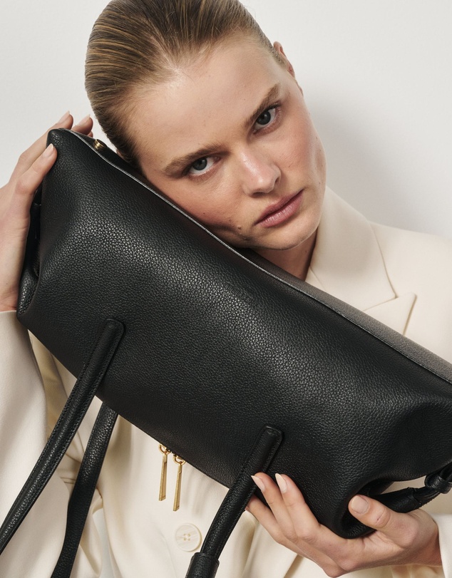 VESTIRSI - Gia Leather Shoulder Bag Black