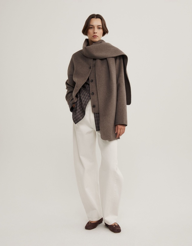 Witchery - Posy Flat