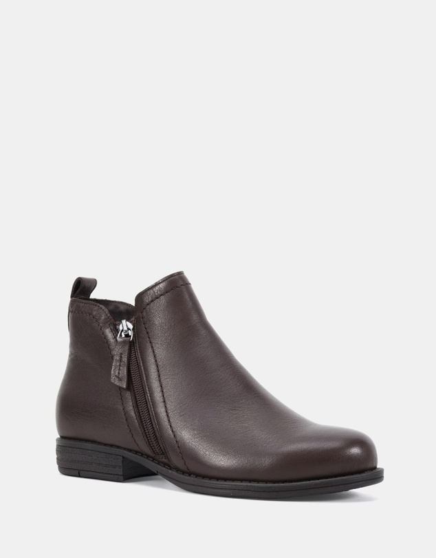 Clarks - Holla Dark Brown