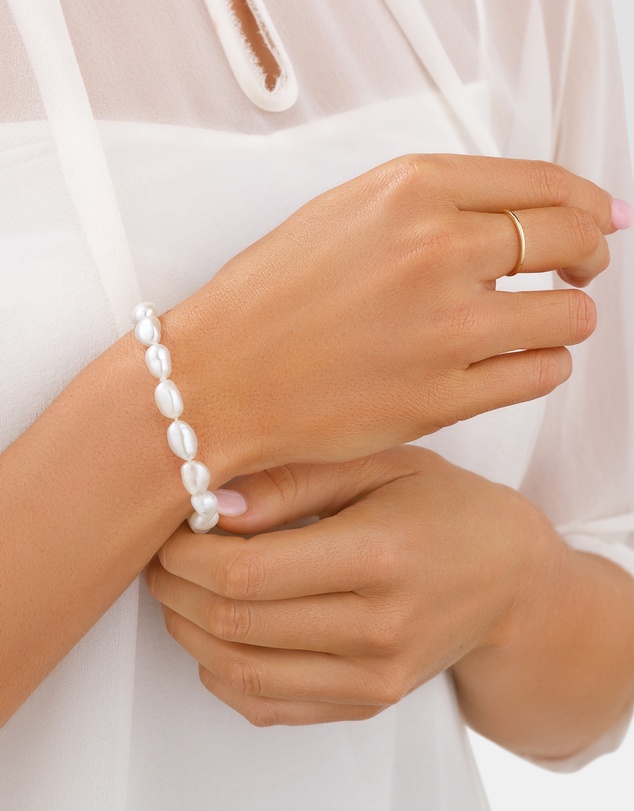 Michael Hill - Baroque Pearl Bracelet in 10kt Yellow Gold