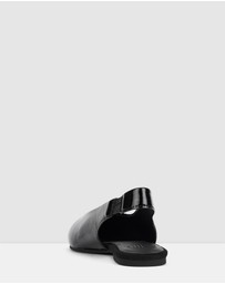 Rollie - Pointed Slingback Flat