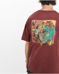 Vintage by The Real Deal - Pre Loved - Vintage 90s Earth Foundation Wildlife Tee