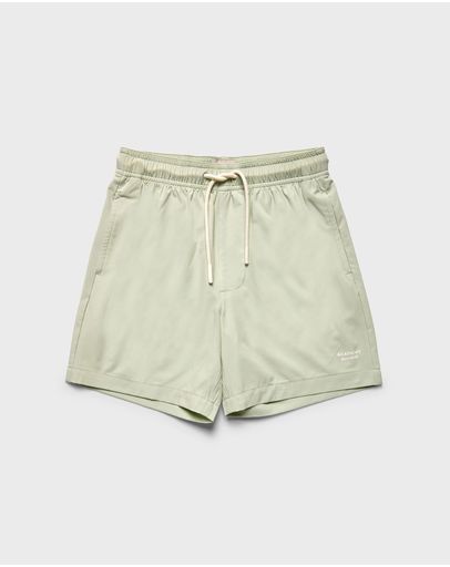 MIST GREEN