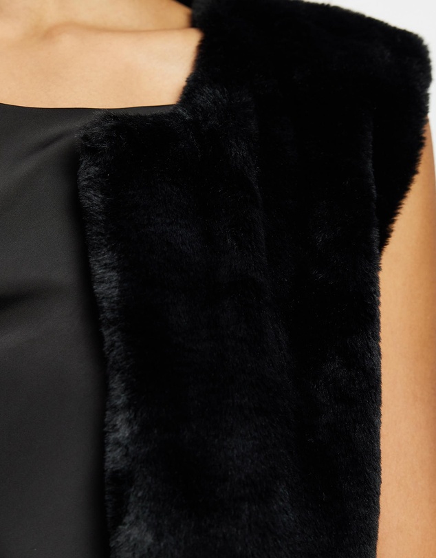 Mossée - Eliana Long Faux Fur Vest