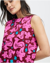 The Social Outfit - Shell Top - Storyteller