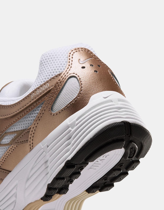 Nike - P6000 - Women's