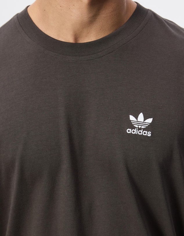 adidas Originals - Essentials Loose Fit T-Shirt - ICONIC EXCLUSIVE