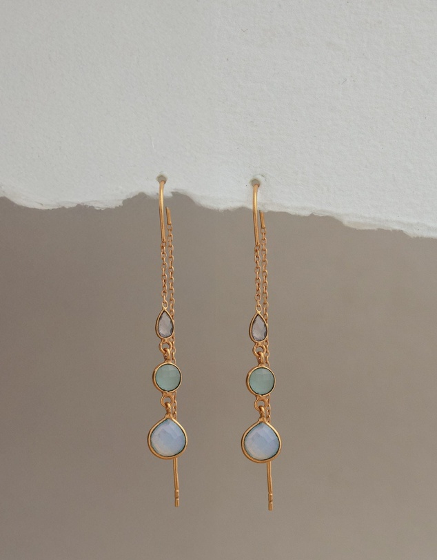Meshca - Lily threader earrings