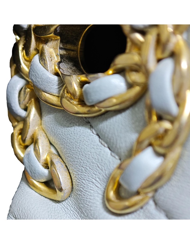Pre-Loved by Azura Reborn - Pre-Loved chanel Leather Shoulder Bag with Chain Detail and Quilted Design