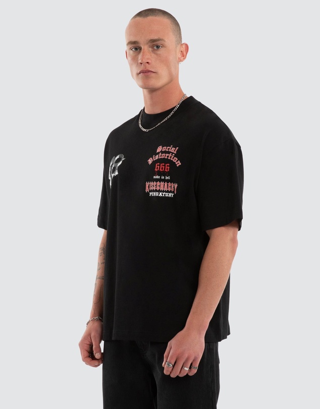 Kiss Chacey - Distortion Street Tee
