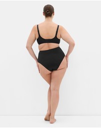 City Chic - Shapely T