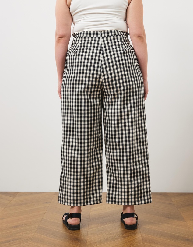 Atmos&Here Curvy - Larisa Gingham Pants