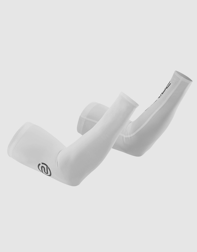SKINS - SKINS Compression Unisex Series-1 Running/Football/Gym Arm Sleeve White