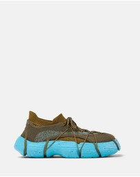 Camper - Trainers Roku