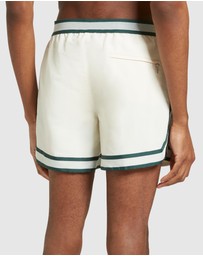 Che - Baller Shorts