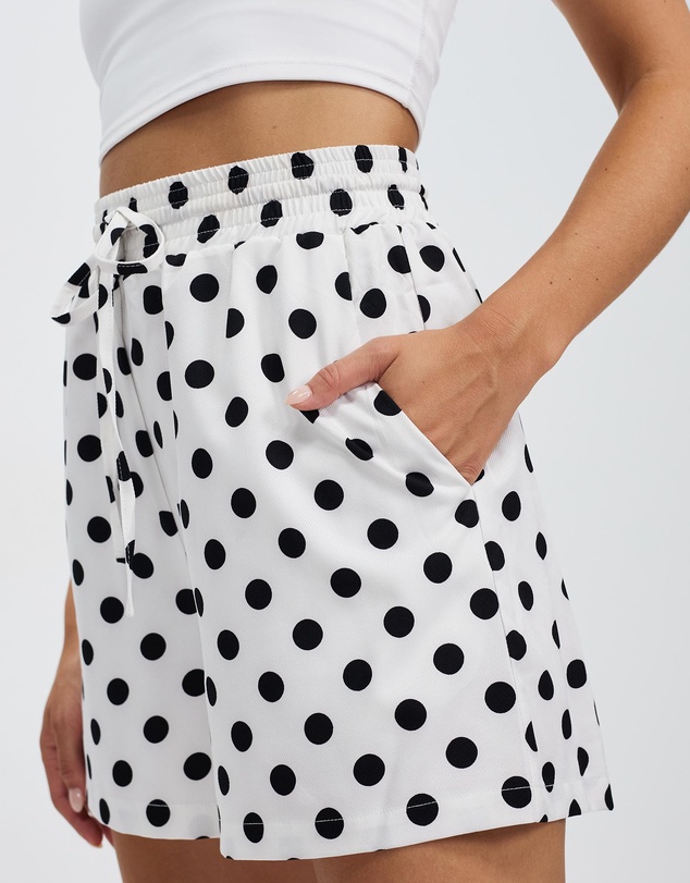 Honey and Beau - Unchain Shorts
