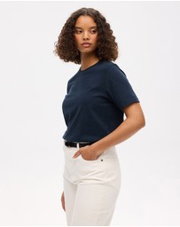 Superdry - Essential Logo Embroidered Tee