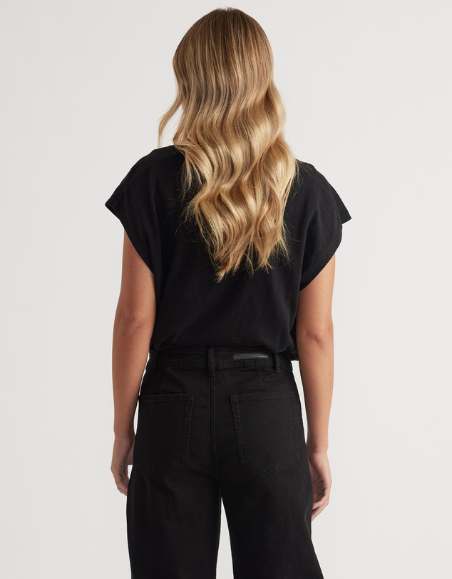 Decjuba - Shay Slub V Neck Tee