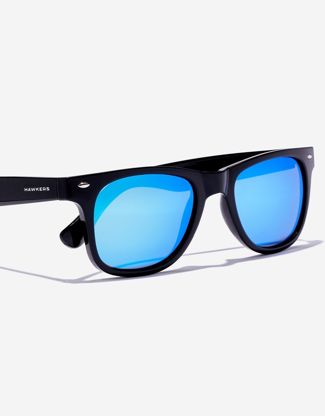Hawkers Co - HAWKERS - SLATER - POLARIZED BLACK BLUE Sunglasses for Men and Women UV400