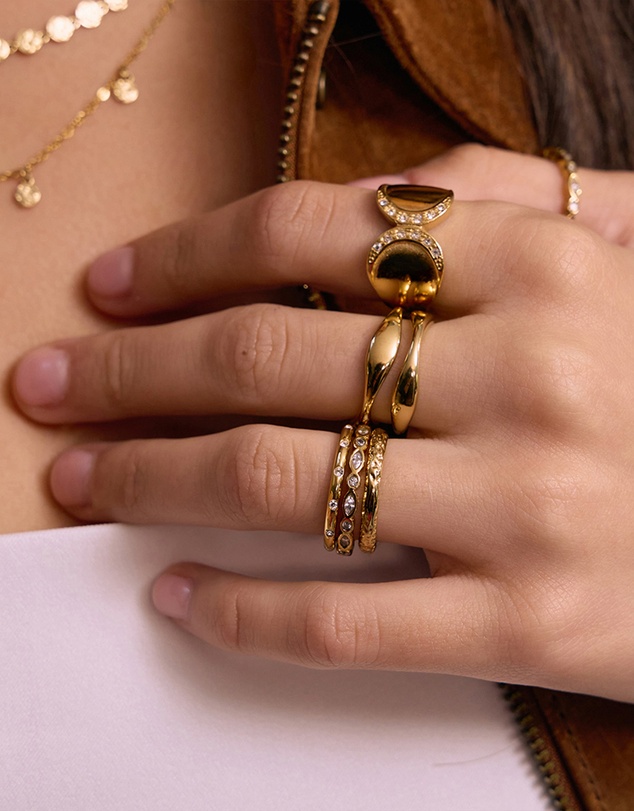 Arms Of Eve - Lorenzo Gold Stacking Ring