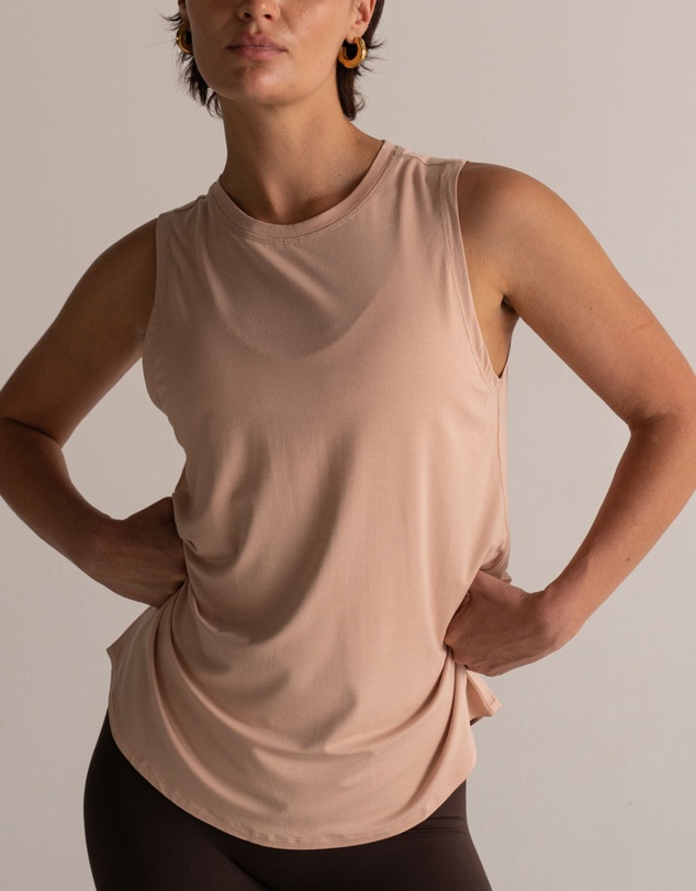 HyperLuxe The Label - Tank Top