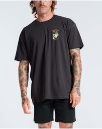 Vacancy Co - Club Dread Tee