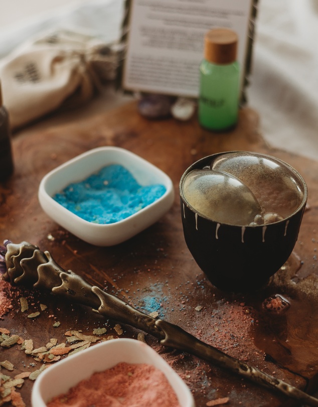 The Little Potion Co - Dragon Tales Mindful Potion Kit
