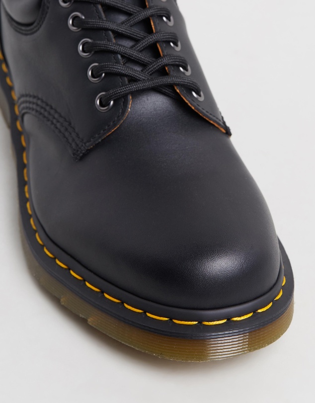 Dr Martens - Unisex 8053 Nappa 5-Eye Shoes