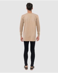 DVNT - Saxon Embroidery Long Sleeve Tee