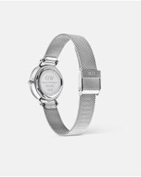 Daniel Wellington - Petite 28mm Roman Numerals Date Sterling S