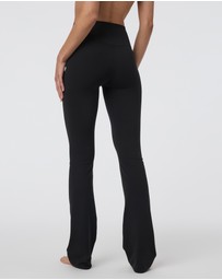 Vuori - Vuori AllTheFeels Slim Flare Tights