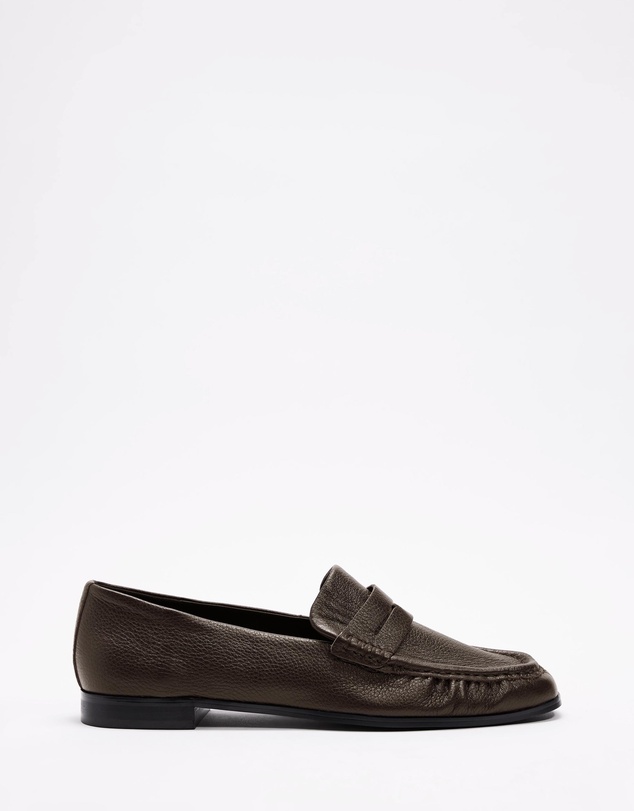 AERE - Classic Leather Loafers