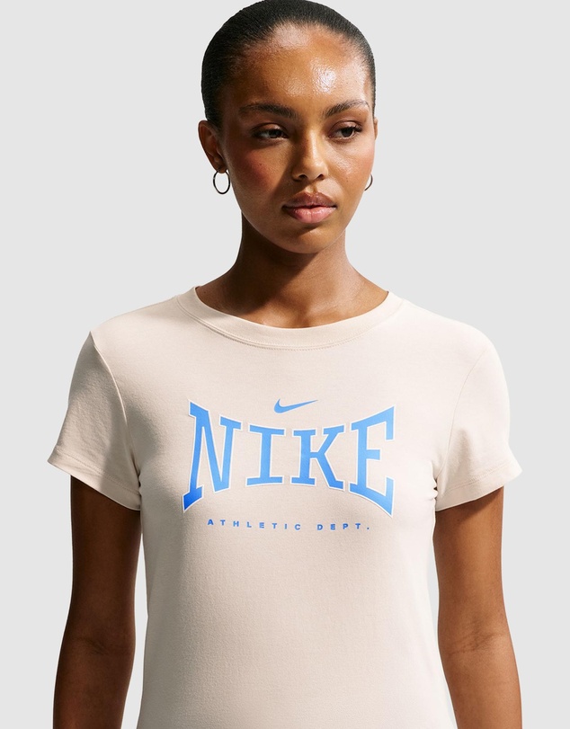 Nike - Sportswear Slim T-Shirt