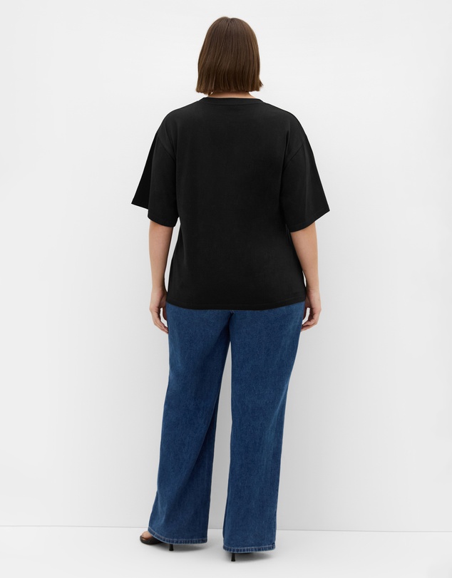 City Chic - Plus size Oversized V Neck Tee - black