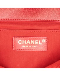 Pre-Loved by Azura Reborn - Pre-Loved chanel Quilted Flap Bag with Chain Detail and Shoulder Strap