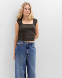 UNISON - Sleeveless Ruched Mesh Top